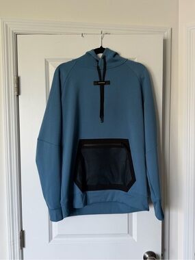 On Running Crewneck Hoodie with Black Pocket